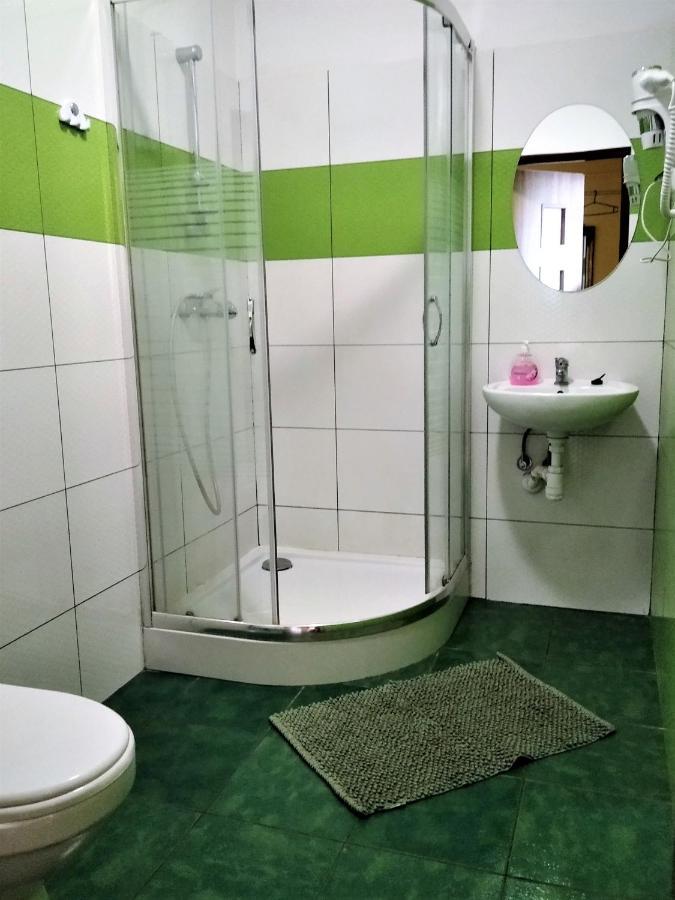 Hostel Omega Ряшів Екстер'єр фото