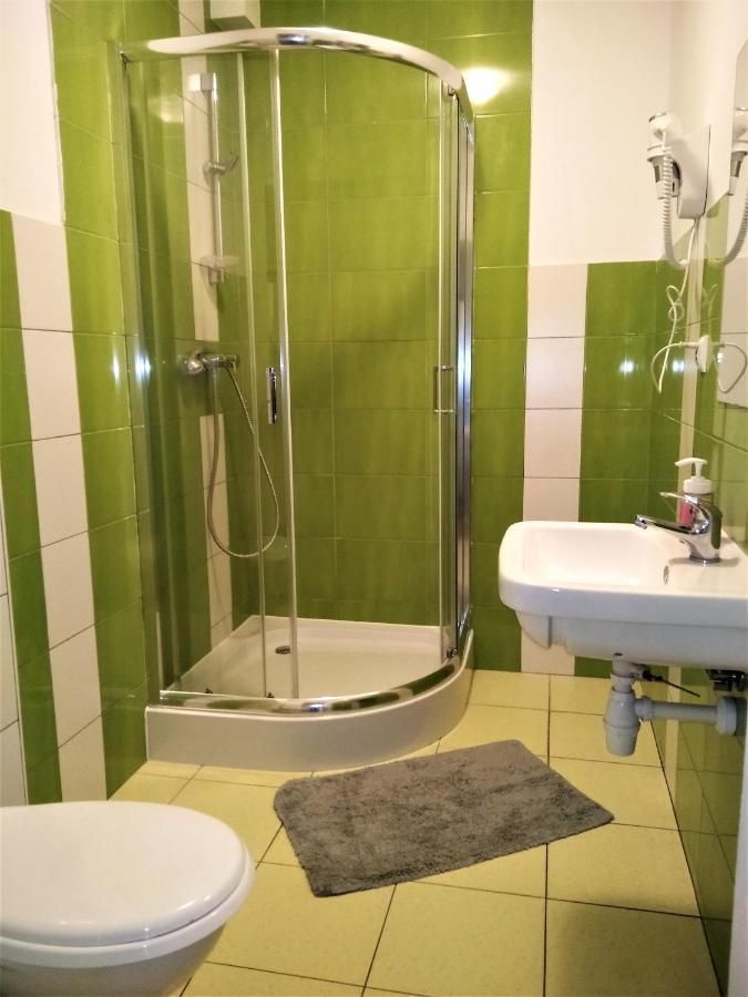 Hostel Omega Ряшів Екстер'єр фото