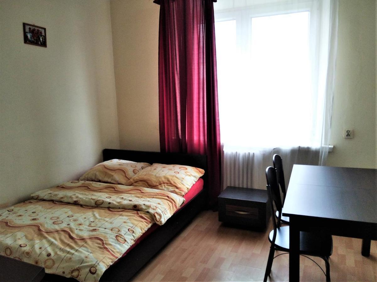 Hostel Omega Ряшів Екстер'єр фото