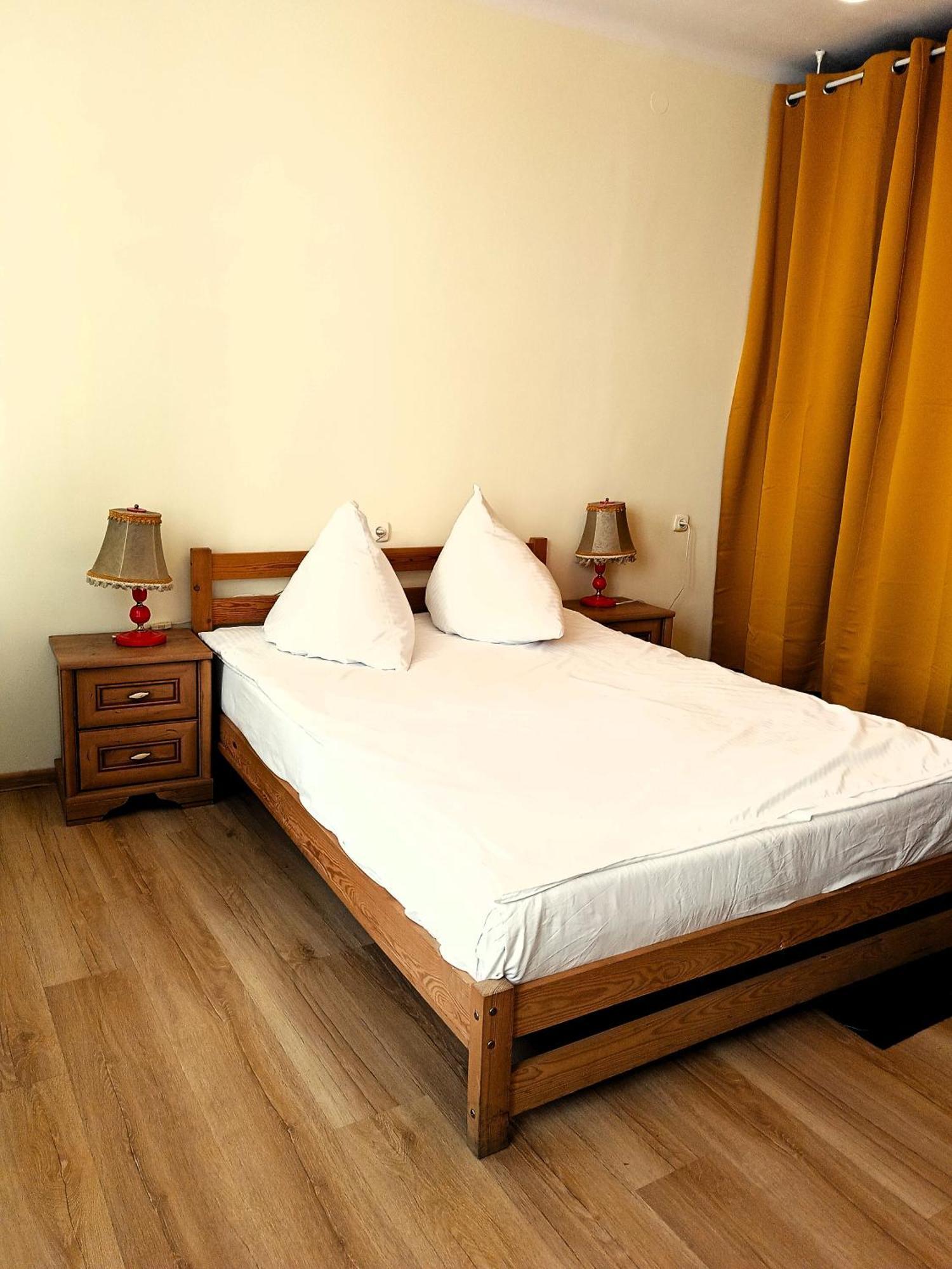 Hostel Omega Ряшів Екстер'єр фото