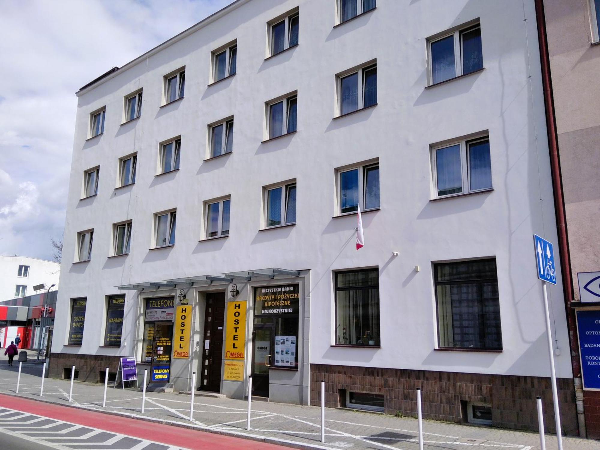 Hostel Omega Ряшів Екстер'єр фото