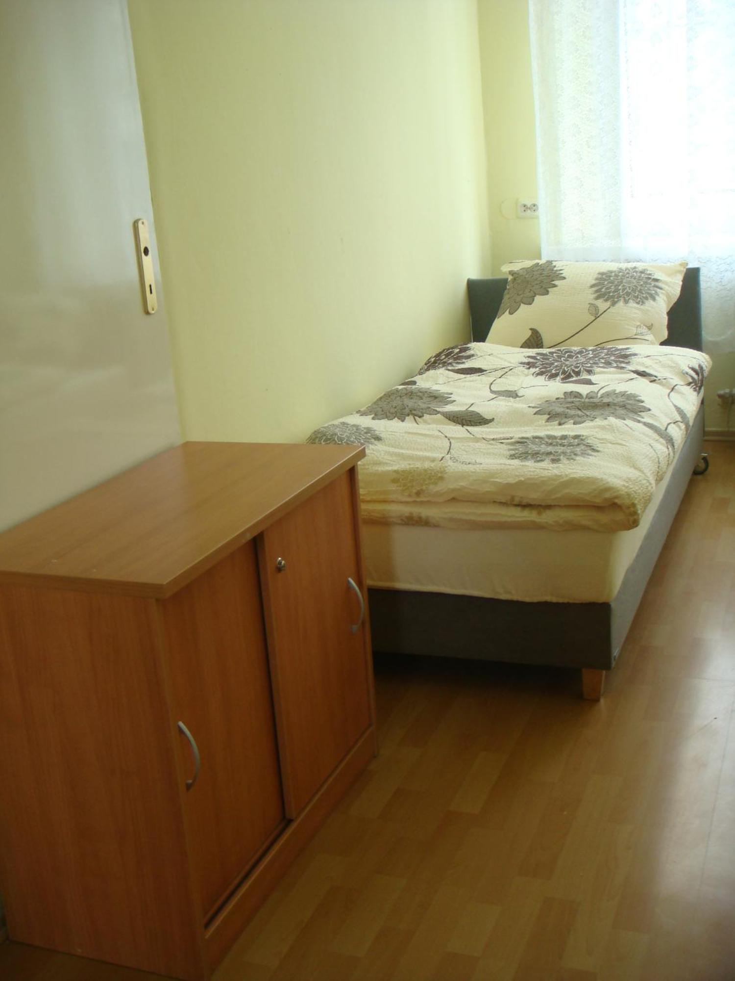 Hostel Omega Ряшів Екстер'єр фото